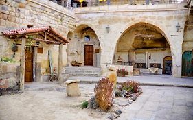 Gibos Cave Hotel
